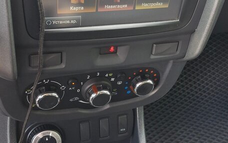 Renault Duster I рестайлинг, 2017 год, 1 300 000 рублей, 8 фотография
