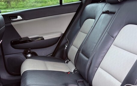 KIA Sportage IV рестайлинг, 2016 год, 2 300 000 рублей, 21 фотография
