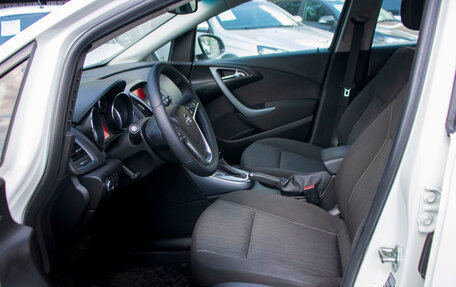 Opel Astra J, 2013 год, 699 000 рублей, 13 фотография