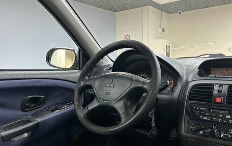 Mitsubishi Carisma I, 2003 год, 262 000 рублей, 15 фотография