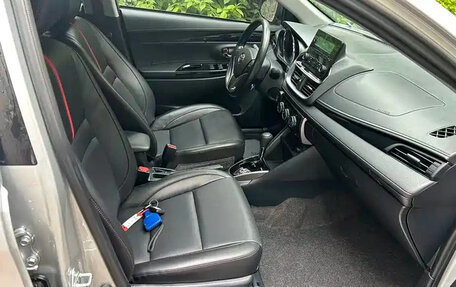Toyota Yaris XP150 рестайлинг, 2022 год, 1 000 002 рублей, 16 фотография