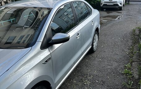 Volkswagen Polo VI (EU Market), 2017 год, 1 000 000 рублей, 2 фотография