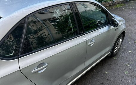 Volkswagen Polo VI (EU Market), 2017 год, 1 000 000 рублей, 3 фотография