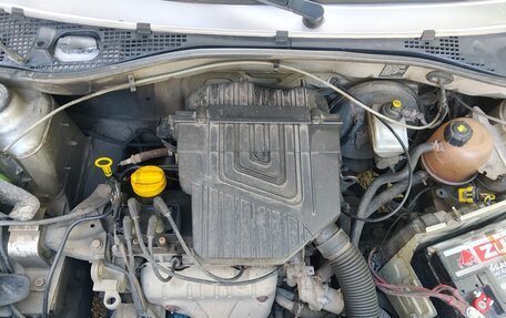 Renault Logan I, 2014 год, 320 000 рублей, 6 фотография