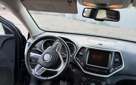 Jeep Cherokee, 2017 год, 1 650 000 рублей, 12 фотография