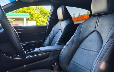 Toyota Avalon, 2022 год, 4 300 000 рублей, 12 фотография