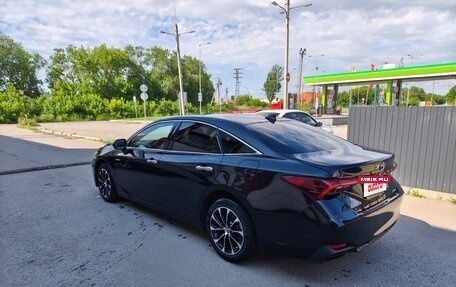 Toyota Avalon, 2022 год, 4 300 000 рублей, 3 фотография