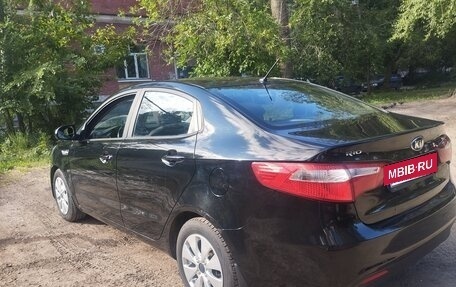 KIA Rio III рестайлинг, 2014 год, 750 000 рублей, 2 фотография