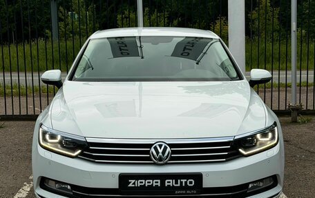 Volkswagen Passat B8 рестайлинг, 2017 год, 1 899 000 рублей, 2 фотография