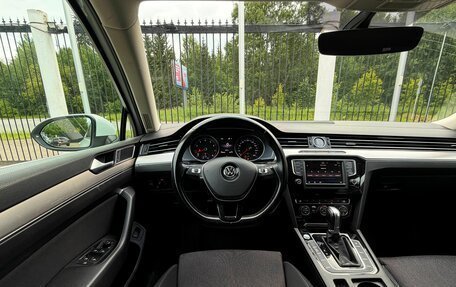Volkswagen Passat B8 рестайлинг, 2017 год, 1 899 000 рублей, 11 фотография
