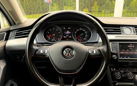 Volkswagen Passat B8 рестайлинг, 2017 год, 1 899 000 рублей, 12 фотография