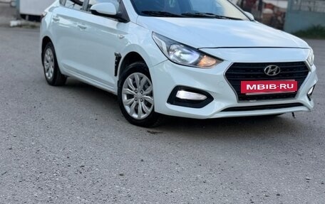 Hyundai Solaris II рестайлинг, 2017 год, 790 000 рублей, 2 фотография