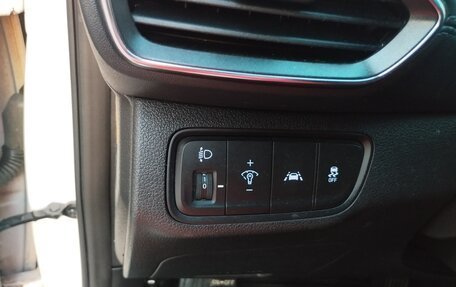 Hyundai Santa Fe IV, 2019 год, 2 850 000 рублей, 10 фотография