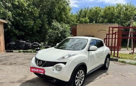 Nissan Juke II, 2013 год, 975 000 рублей, 2 фотография