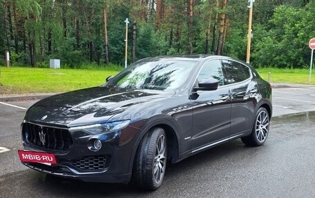 Maserati Levante I, 2018 год, 6 100 000 рублей, 2 фотография