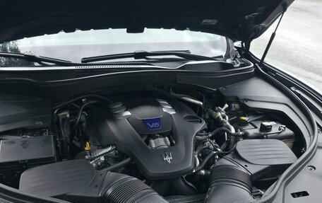 Maserati Levante I, 2018 год, 6 100 000 рублей, 18 фотография
