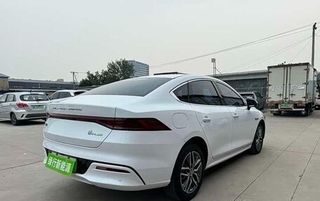 BYD Qin, 2023 год, 1 390 000 рублей, 5 фотография