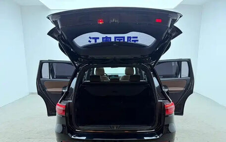 Mercedes-Benz GLB, 2021 год, 1 762 700 рублей, 6 фотография