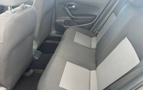 Volkswagen Polo VI (EU Market), 2011 год, 650 000 рублей, 11 фотография