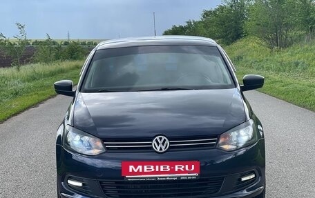 Volkswagen Polo VI (EU Market), 2011 год, 650 000 рублей, 2 фотография