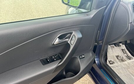 Volkswagen Polo VI (EU Market), 2011 год, 650 000 рублей, 9 фотография