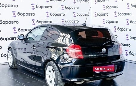 BMW 1 серия, 2010 год, 800 000 рублей, 3 фотография