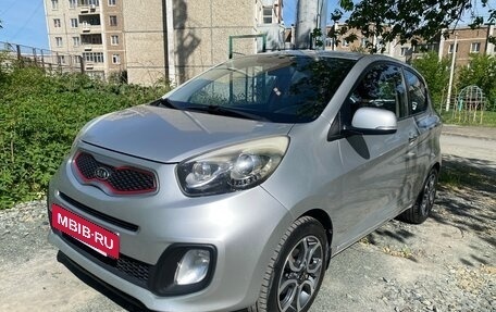 KIA Picanto II, 2012 год, 850 000 рублей, 2 фотография