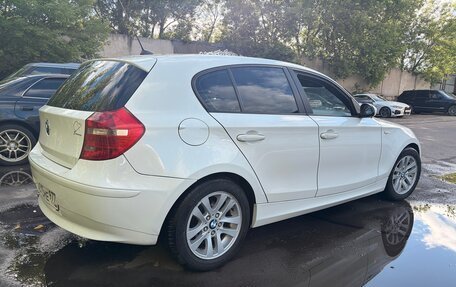 BMW 1 серия, 2008 год, 590 000 рублей, 2 фотография