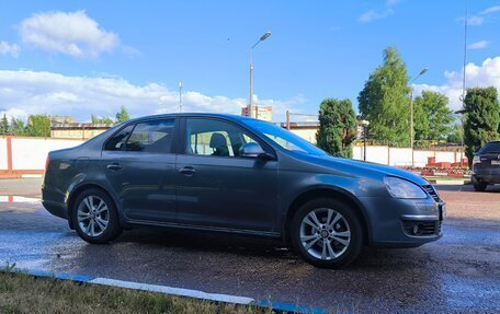 Volkswagen Jetta VI, 2009 год, 580 000 рублей, 6 фотография