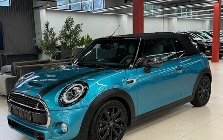 MINI Cabrio, 2019 год, 2 970 000 рублей, 21 фотография
