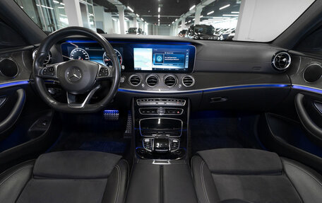 Mercedes-Benz E-Класс, 2016 год, 3 400 000 рублей, 8 фотография