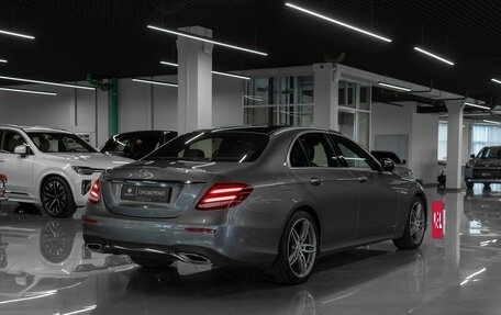 Mercedes-Benz E-Класс, 2016 год, 3 400 000 рублей, 5 фотография