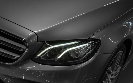 Mercedes-Benz E-Класс, 2016 год, 3 400 000 рублей, 26 фотография