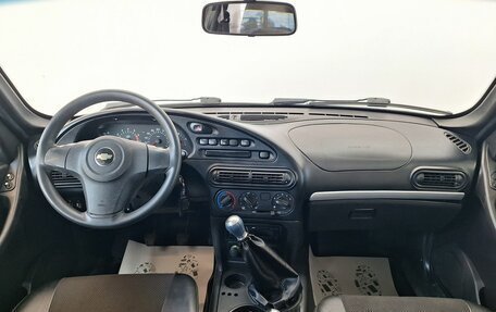 Chevrolet Niva I рестайлинг, 2012 год, 300 000 рублей, 7 фотография