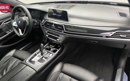 BMW 7 серия, 2017 год, 3 724 000 рублей, 23 фотография