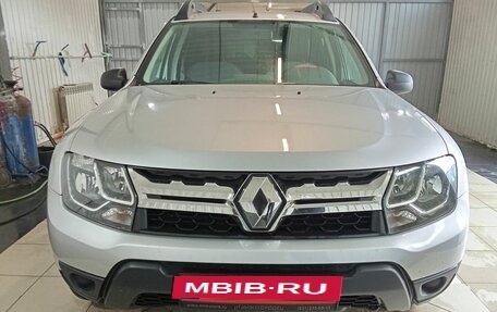 Renault Duster I рестайлинг, 2017 год, 1 530 000 рублей, 2 фотография