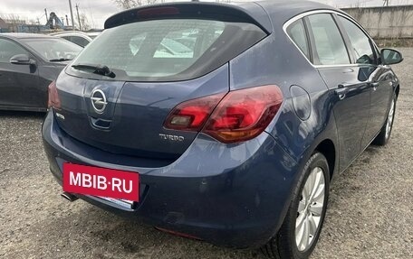 Opel Astra J, 2011 год, 590 000 рублей, 16 фотография