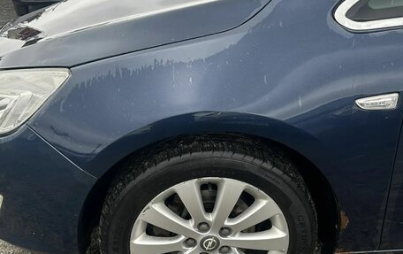 Opel Astra J, 2011 год, 590 000 рублей, 20 фотография