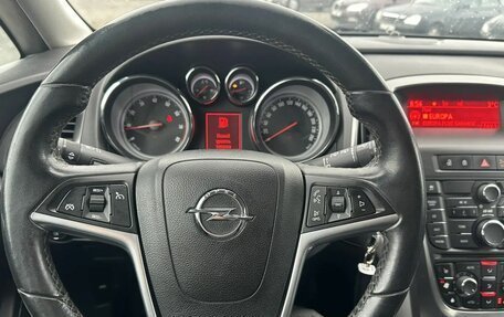 Opel Astra J, 2011 год, 590 000 рублей, 38 фотография