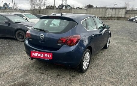 Opel Astra J, 2011 год, 590 000 рублей, 40 фотография