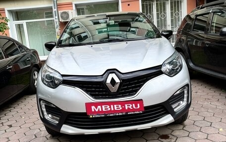 Renault Kaptur I рестайлинг, 2018 год, 1 600 000 рублей, 1 фотография