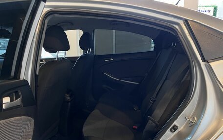 Hyundai Solaris II рестайлинг, 2012 год, 478 000 рублей, 24 фотография