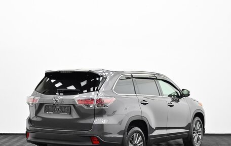 Toyota Highlander III, 2015 год, 2 599 000 рублей, 4 фотография