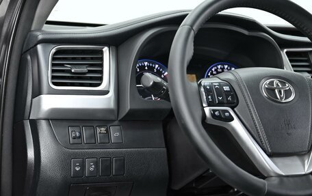 Toyota Highlander III, 2015 год, 2 599 000 рублей, 7 фотография