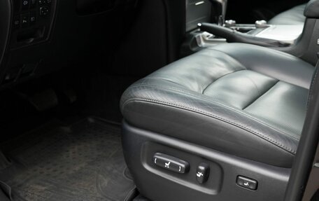 Toyota Land Cruiser 200, 2016 год, 4 880 000 рублей, 15 фотография