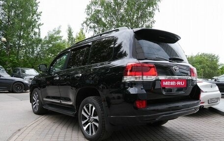 Toyota Land Cruiser 200, 2016 год, 4 880 000 рублей, 7 фотография