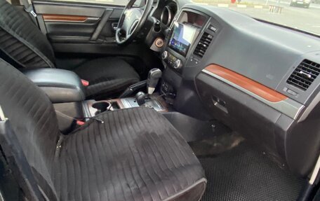 Mitsubishi Pajero IV, 2007 год, 910 000 рублей, 8 фотография