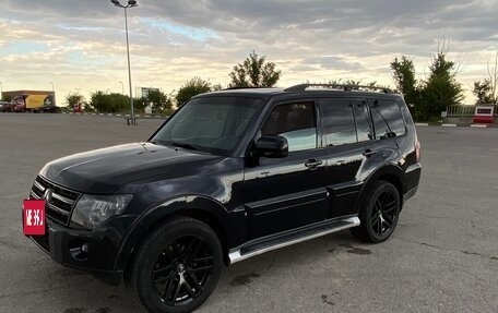 Mitsubishi Pajero IV, 2007 год, 910 000 рублей, 3 фотография