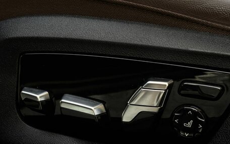 BMW 5 серия, 2018 год, 3 570 000 рублей, 31 фотография