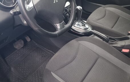 Peugeot 408 I рестайлинг, 2017 год, 939 000 рублей, 6 фотография